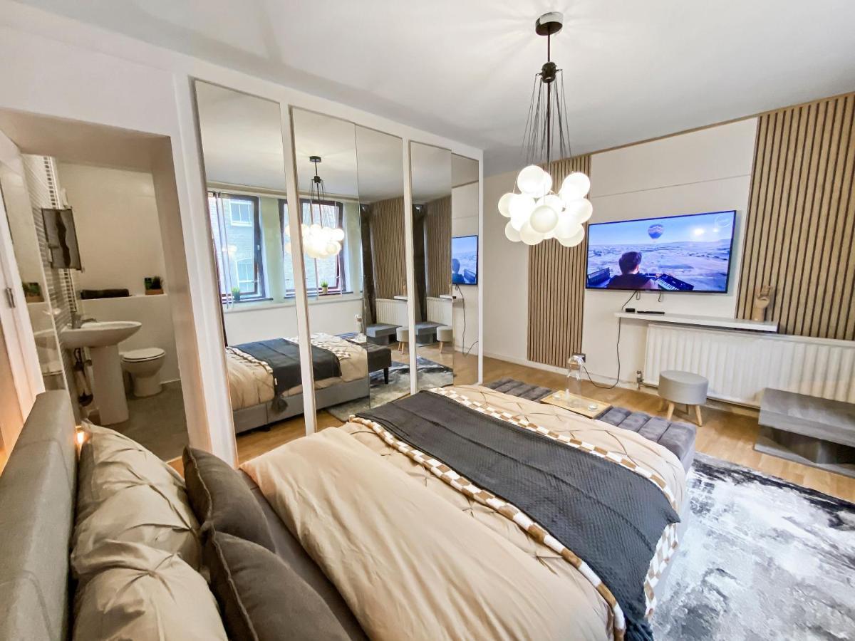 Charming Gem II 2Bd 2Ba Retreat Apartment London Bagian luar foto