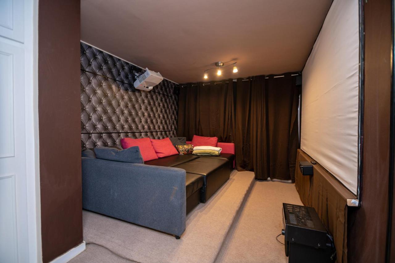 Charming Gem II 2Bd 2Ba Retreat Apartment London Bagian luar foto